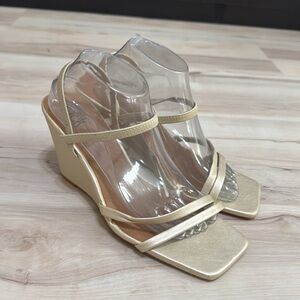 NORDSTROM RACK Reena Wedge Sandal In Gold
